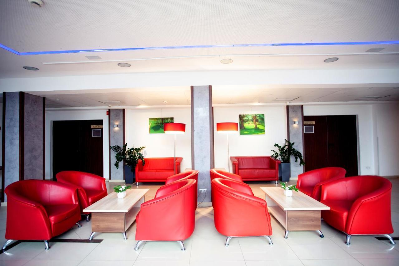 Hotel Poleczki Warsaw Airport Экстерьер фото